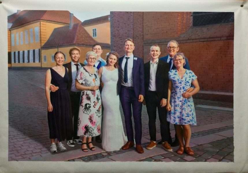 Håndmalet bryllupsmaleri efter foto – brudepar med familie